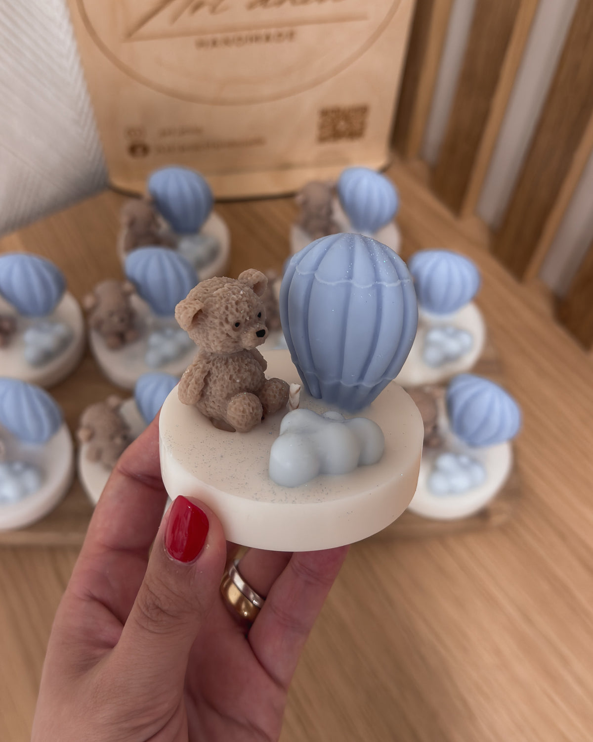 VELA URSINHO COM BALÃO AR QUENTE E NUVEM
