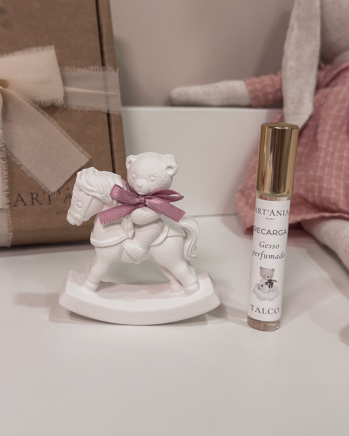 CAVALO COM URSINHO | GESSO PERFUMADO
