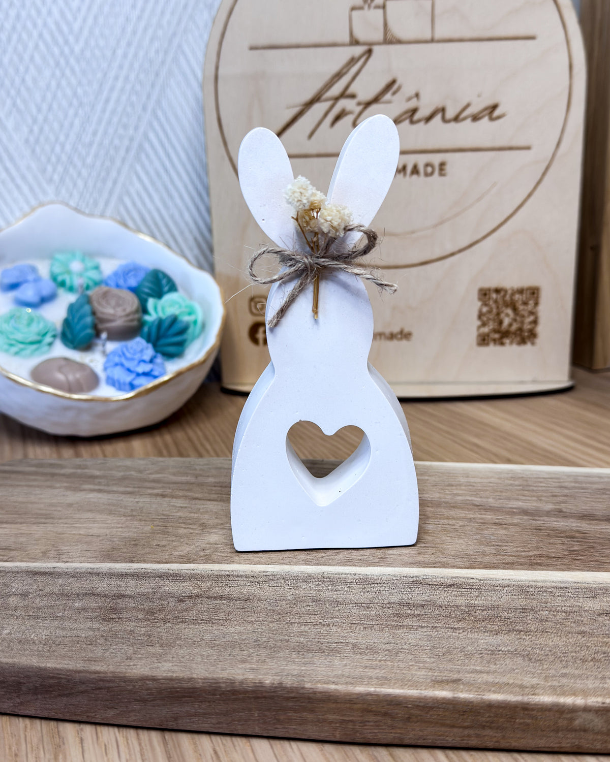 COELHO COM CORAÇÃO - GESSO PERFUMADO